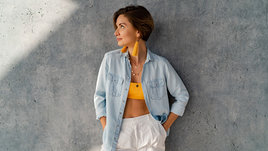 Как одеваться в +20°C? 2 стильных образа для мужчин и для женщин