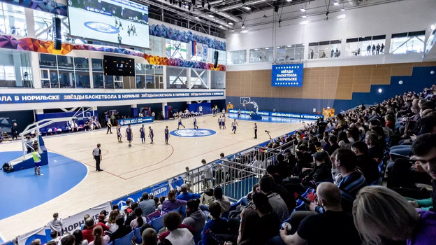 Баскетболисты ЦСКА провели товарищеский матч в Заполярье.