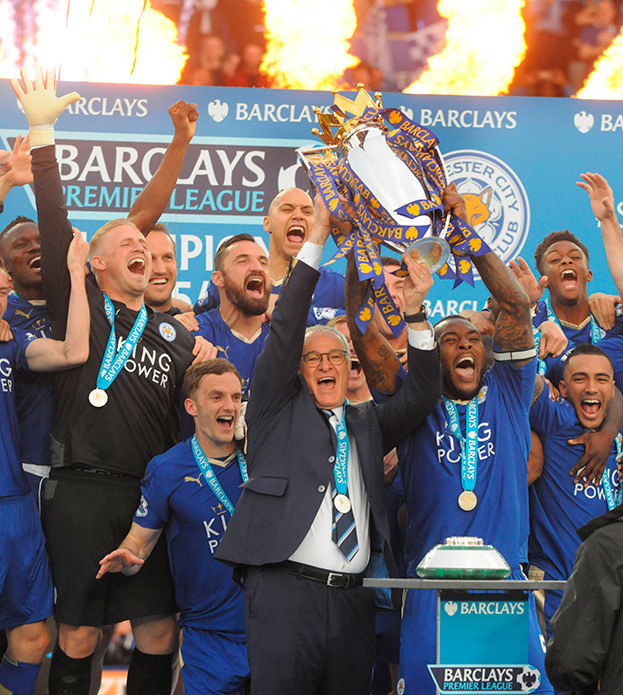 «Лестер» празднует чемпионство в 2016 году. «Лестер» празднует чемпионство в 2016 году.