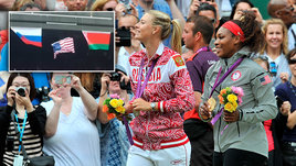 «Какой позор». Флаг США упал на землю во время гимна, когда рядом висело российское знамя