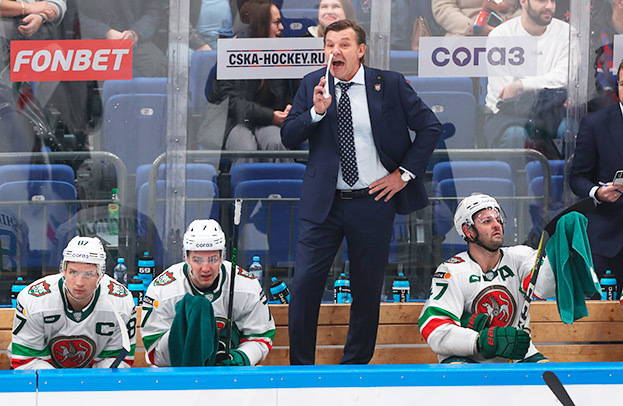 Олег Знарок. Тренер Олег Знарок.