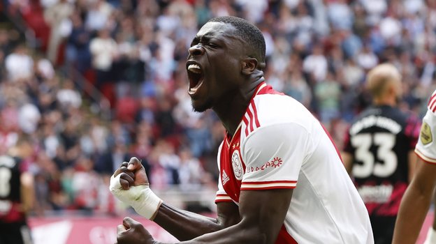 Брайан Бробби.