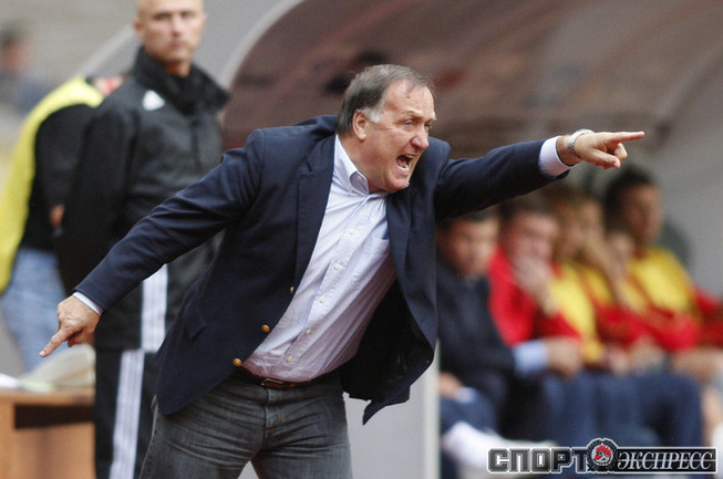 НОВЫЙ ТРЕНЕР СБОРНОЙ - АДВОКАТ!