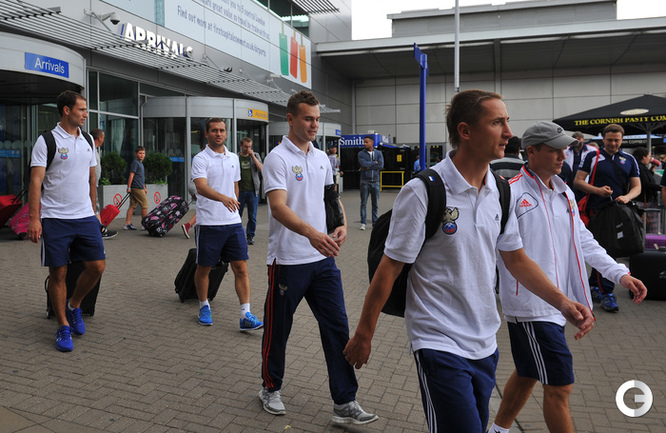 Сборная России прибыла в Лондон