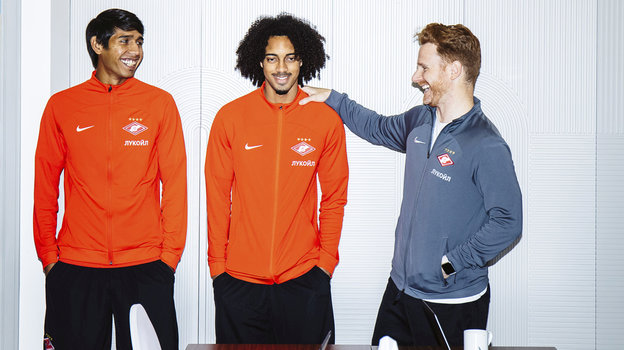 Алексис Дуарте, Томаш Тавариш и Гильермо Абаскаль. Алексис Дуарте, Томаш Тавариш и Гильермо Абаскаль