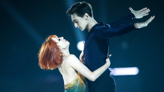 Тиффани Загорски и Джонатан Гурейро. Фигуристы Тиффани Загорски и Джонатан Гурейро