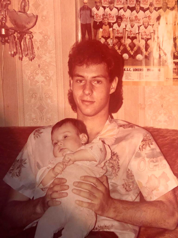 Константин Сарсания с дочерью.