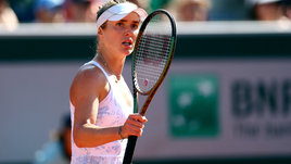 Украинка показала россиянке палец вместо рукопожатия. А Соболенко опасается за безопасность