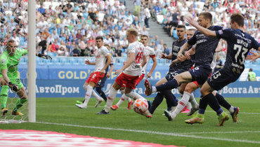 «Крылья Советов» остались в РПЛ благодаря победе над «Спартаком».