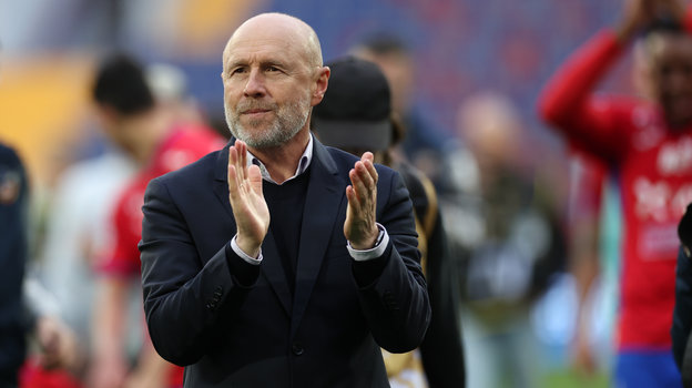 Тренер Владимир Федотов