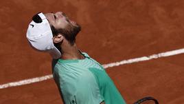 Хачанов — один за всех. Карен отомстил за друга и ворвался в четвертьфинал «Ролан Гаррос»