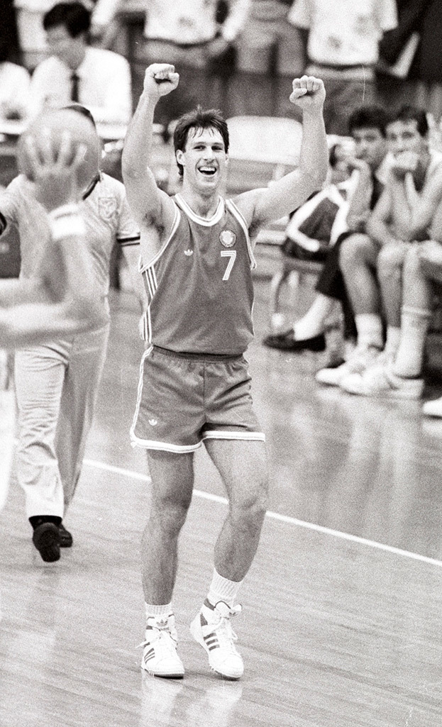 Шарунас Марчюленис. Баскетболист Шарунас Марчюленис.