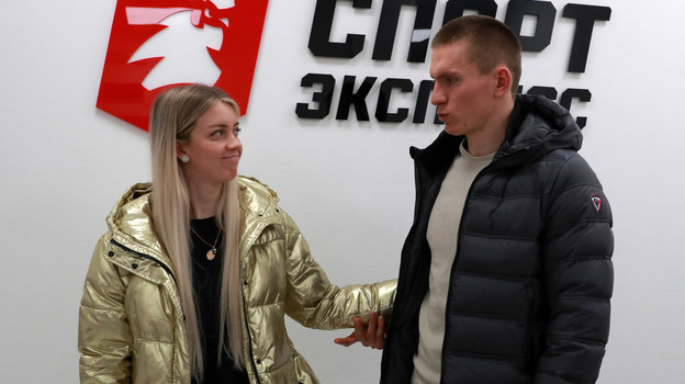 Лыжники Александр Большунов и его жена Анна.