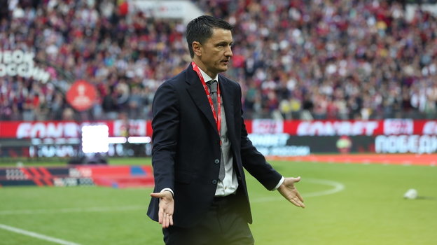 Тренер Владимир Ивич.