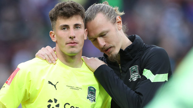 Станислав Агкацев и Матвей Сафонов. Футболисты Станислав Агкацев и Матвей Сафонов