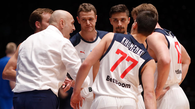 Зоран Лукич с игроками сборной России. Зоран Лукич с игроками сборной России