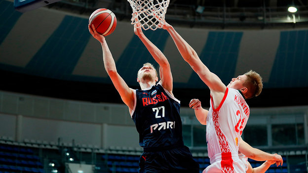 Андрей Лопатин. Баскетболист Андрей Лопатин.