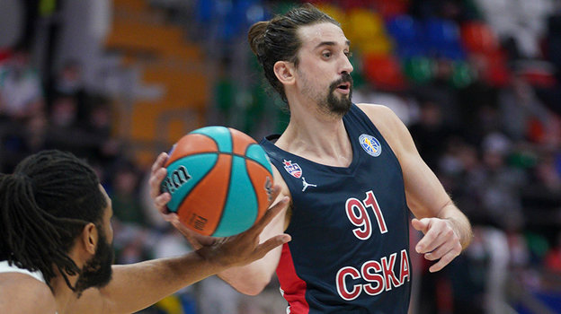 Алексей Швед. Баскетболист ЦСКА Алексей Швед.