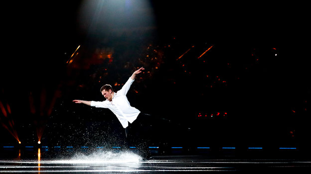 Михаил Коляда. Фигурист Михаил Коляда.