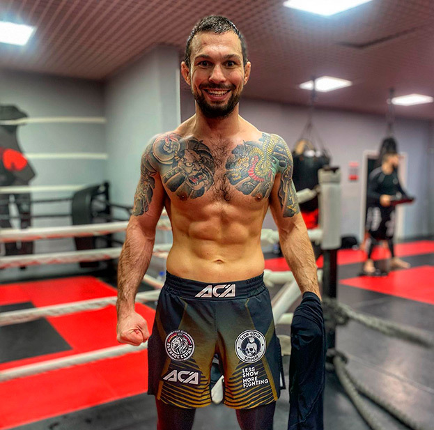 Эдуард Вартанян. Боец Эдуард Вартанян.