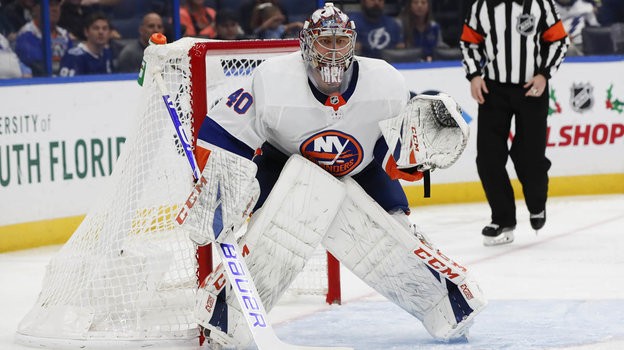 Хоккеист Семен Варламов