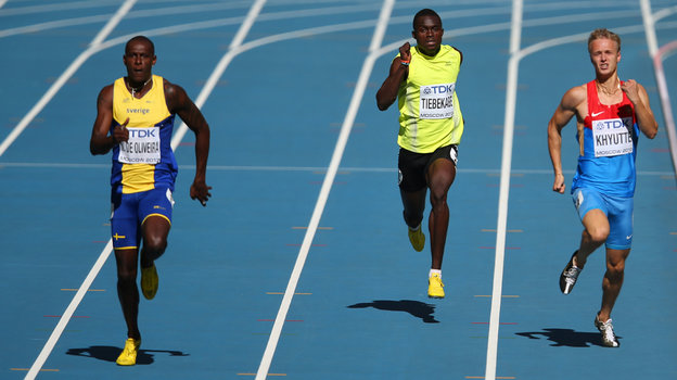 Александр Хютте (справа). Легкоатлет Александр Хютте (справа)