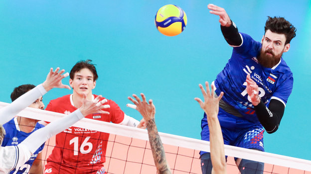 Илья Федоров и Егор Клюка. Илья Федоров и Егор Клюка в матче против сборной Белоруссии