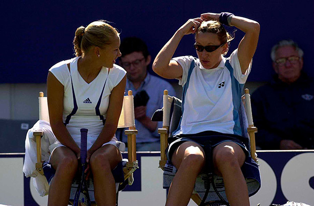 Анна Курникова и Наташа Зверева.