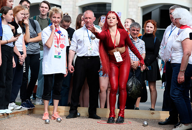 Александра Трусова. Фигуристка Александра Трусова на Дне московского спорта.