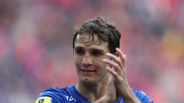 Марио Фернандес.