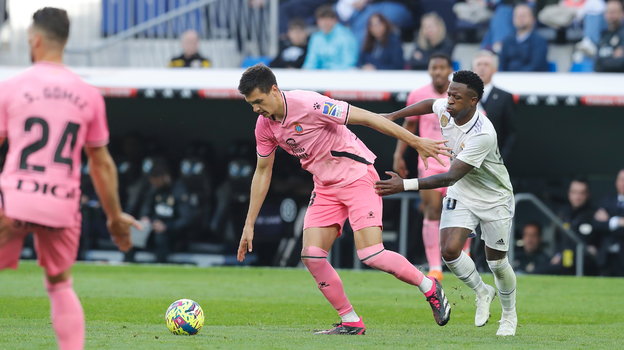 Сесар Монтес.