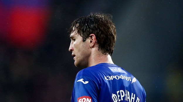 Марио Фернандес.