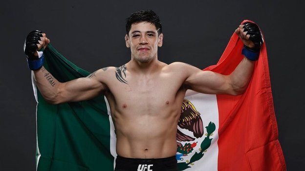 Брендон Морено.