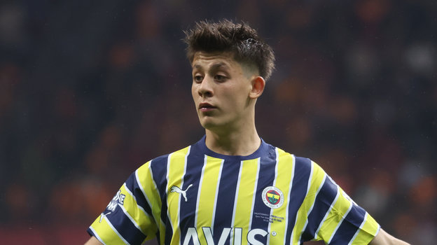 Футболист Арда Гюлер.