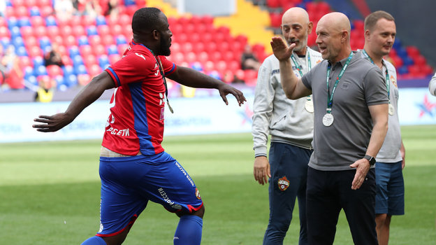 Сейду Думбия и Владимир Федотов