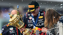 Гейм, сет и матч. Ферстаппен впервые выиграл «Гран-при Великобритании»