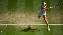 Александрова с «баранкой» уступила Соболенко. На Уимблдоне не осталось россиянок