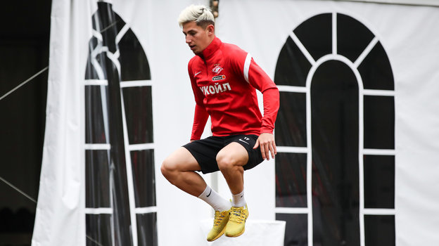 Футболист Антон Зиньковский