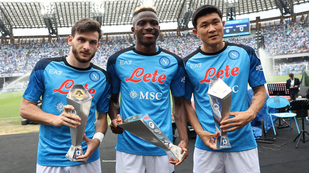 Хвича Кварацхелия, Виктор Осимхен и Ким Мин Джэ. Хвича Кварацхелия, Виктор Осимхен и Ким Мин Джэ