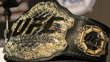Чемпионский пояс UFC.