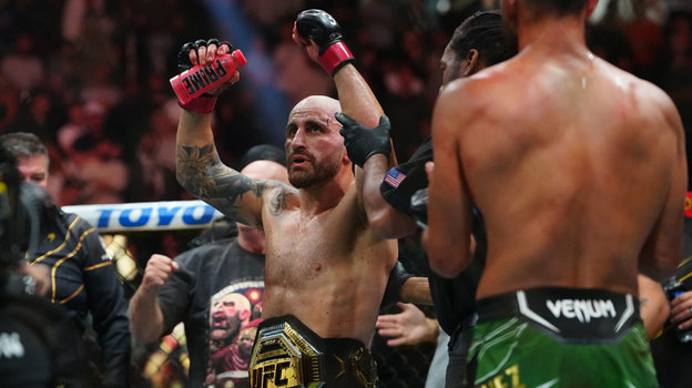 Алекс Волкановски. Алекс Волкановски