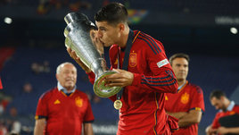 Футболист Альваро Мората