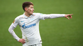 Футболист Далер Кузяев