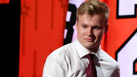 Хоккеист Матвей Мичков