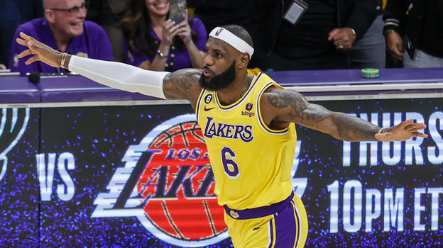 Леброн Джеймс.