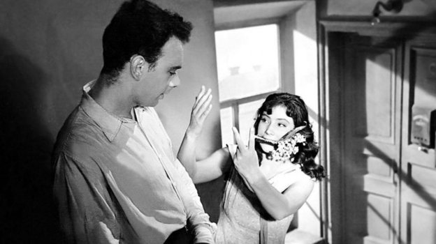 Кадр из фильма «Летят журавли»