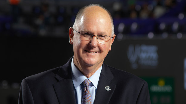 Стив Саймон. Стив Саймон