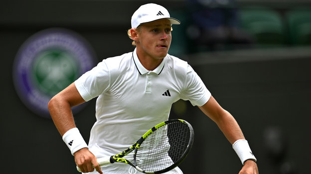 Генри Сирл. Теннисист Генри Сирл.