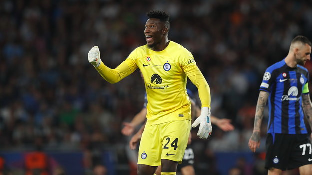 Голкипер Андре Онана.