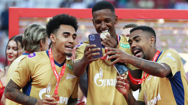 Ду Кейрос, Роберт Ренан, Малком. Футболисты Ду Кейрос, Роберт Ренан, Малком